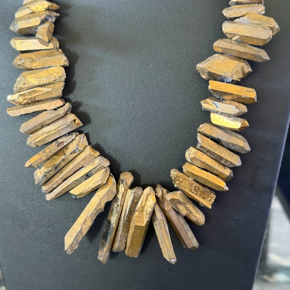 Jewelry - Gold Quartz Crystal Spike Statement Necklace - Women Jewelry